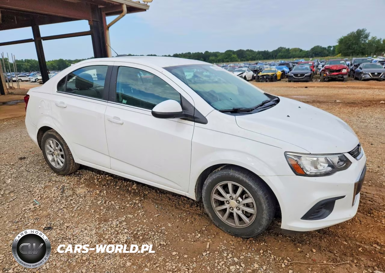 2017 Chevrolet Sonic Lt VIN:1G1JD5SH2H4122087 - 4
