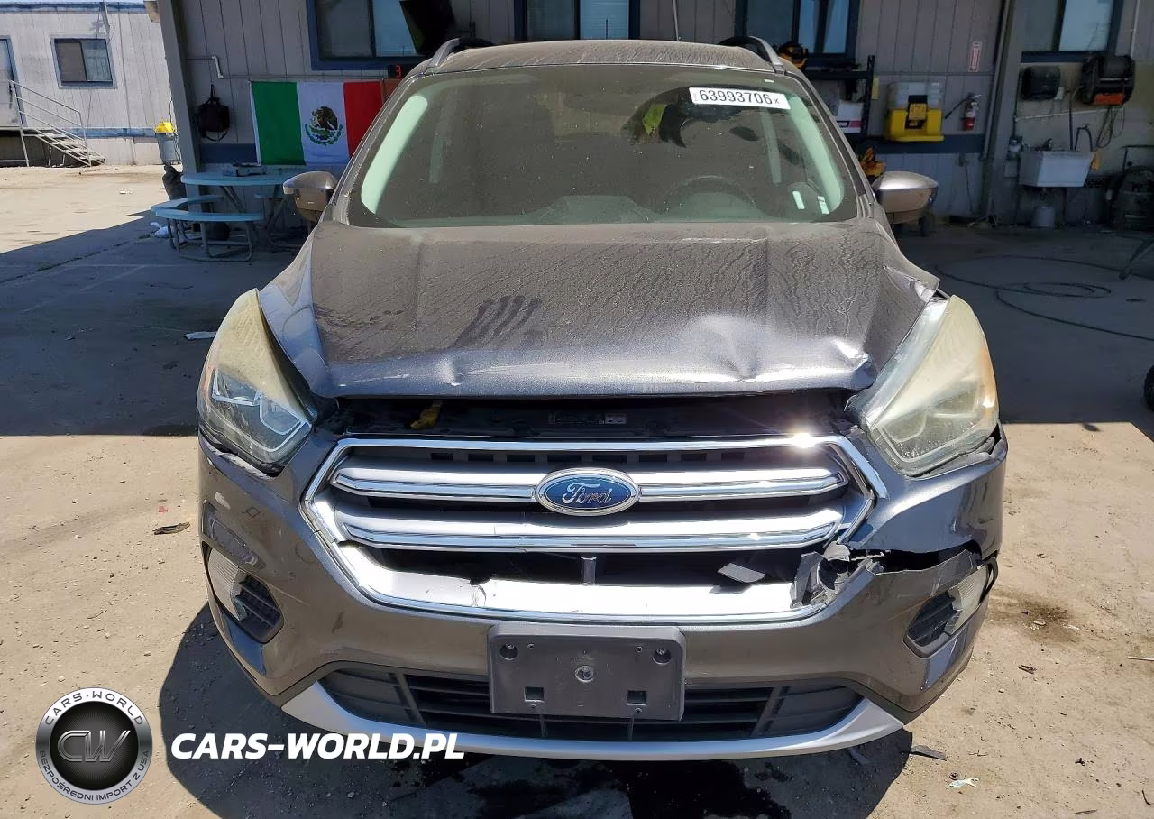2017 Ford Escape Se VIN:1FMCU0GD5HUC88043 - 5