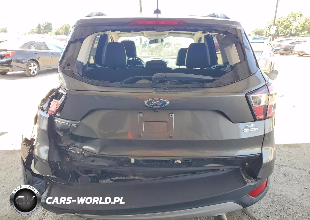2017 Ford Escape Se VIN:1FMCU0GD5HUC88043 - 6