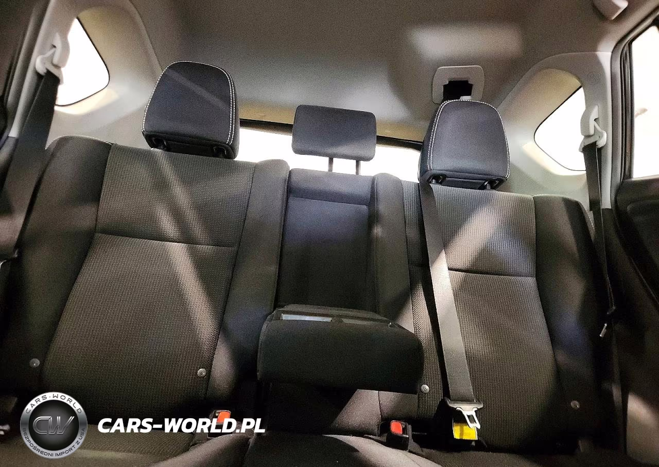 2018 Toyota Rav4 Xle VIN:2T3RFREV4JW844442 - 10