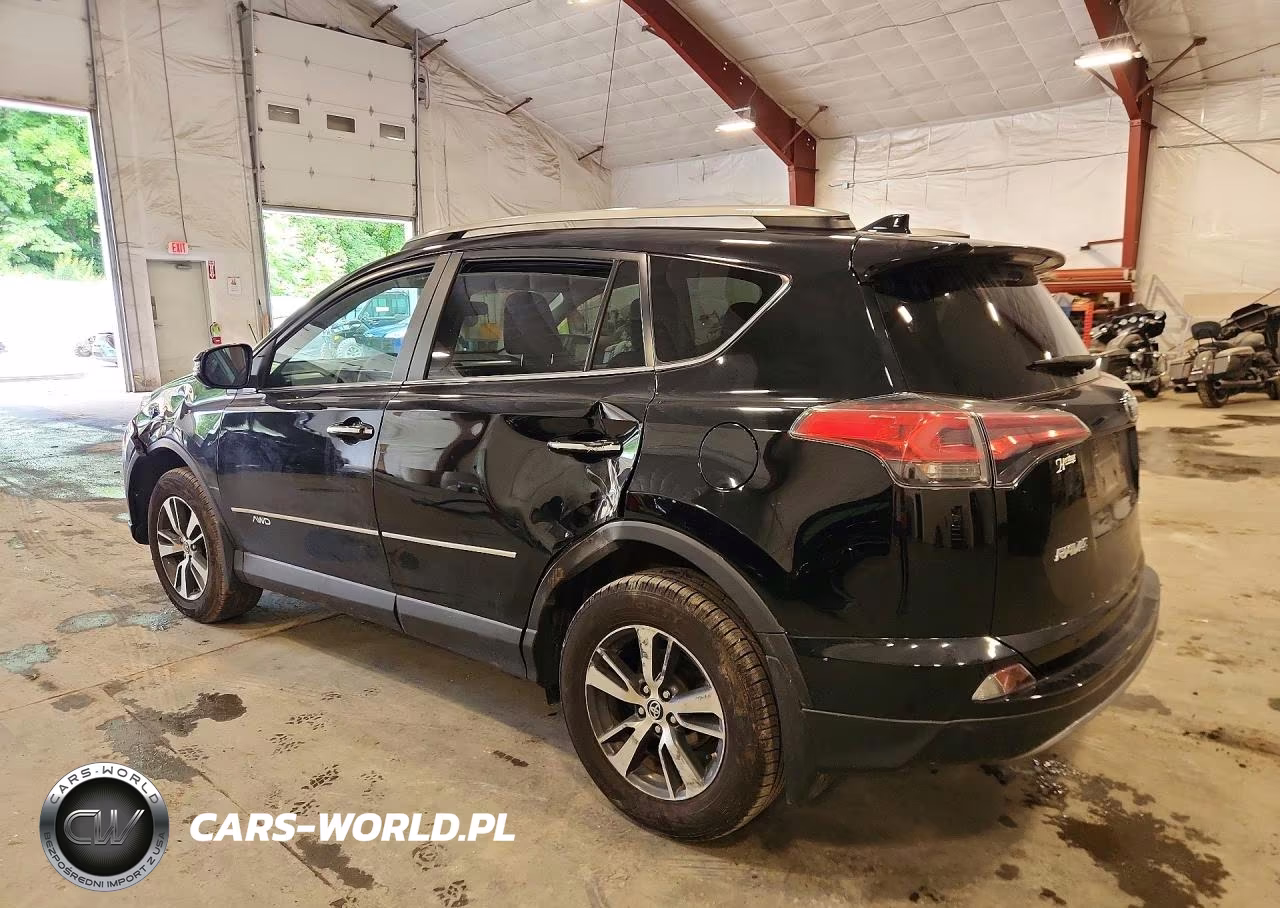 2018 Toyota Rav4 Xle VIN:2T3RFREV4JW844442 - 2