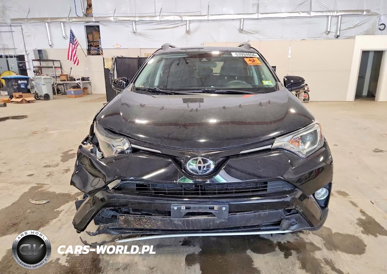 2018 Toyota Rav4 Xle VIN:2T3RFREV4JW844442 - 5