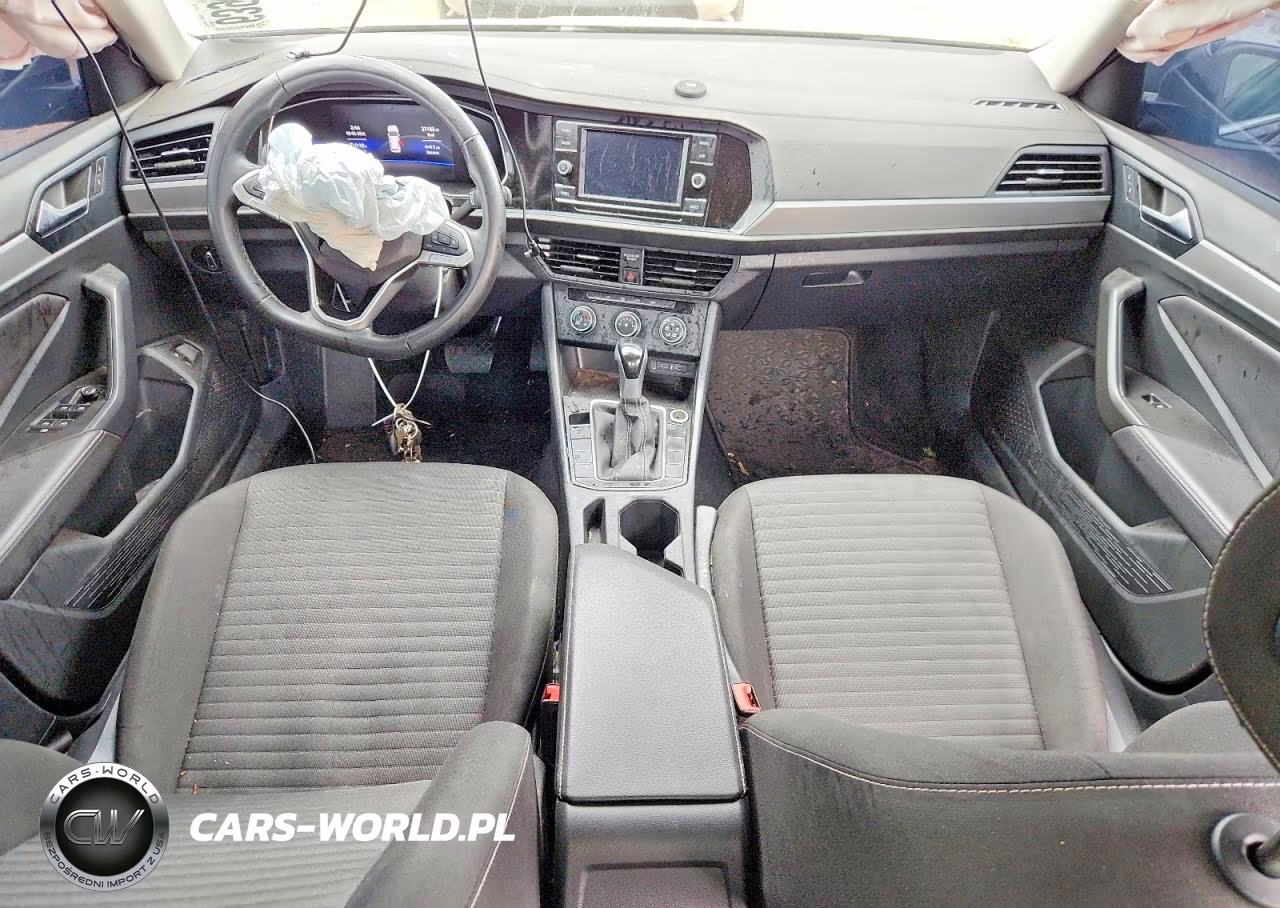 2024 Volkswagen Jetta S VIN:3VW5M7BU1RM101770 - 8