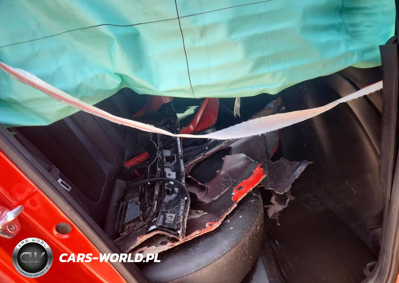 2019 Hyundai Veloster 2.0L Premium VIN:KMHTG6AF8KU008854 - 10
