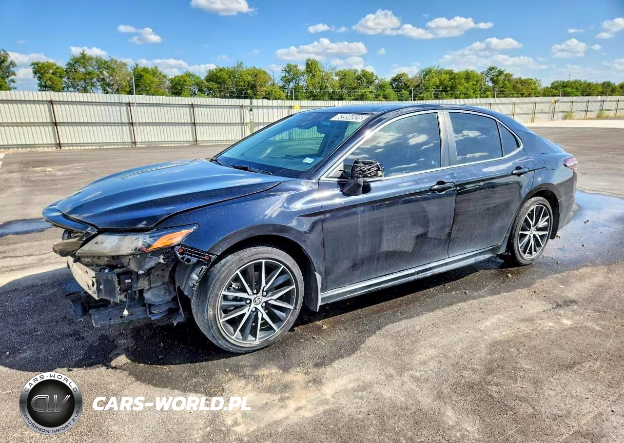 2024 Toyota Camry Se – zdjęcie 1 z 12
