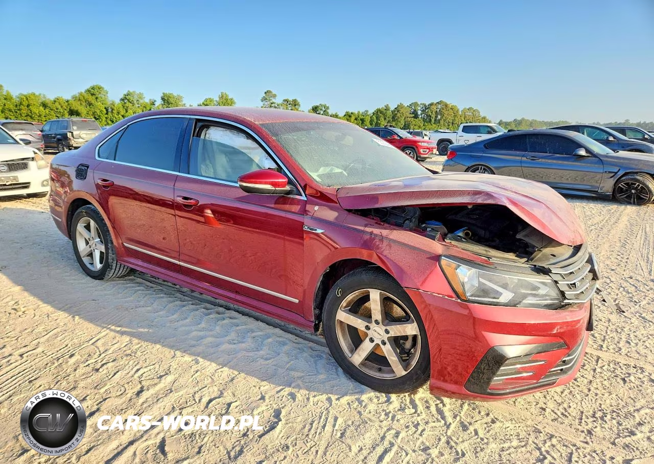 2017 Volkswagen Passat R-Line VIN:1VWDT7A32HC072920 - 4