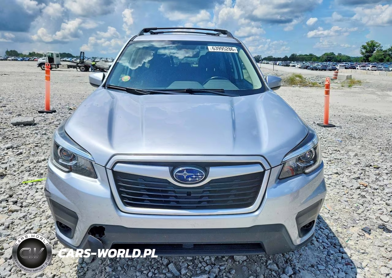 2019 Subaru Forester Premium VIN:JF2SKAEC5KH525041 - 5