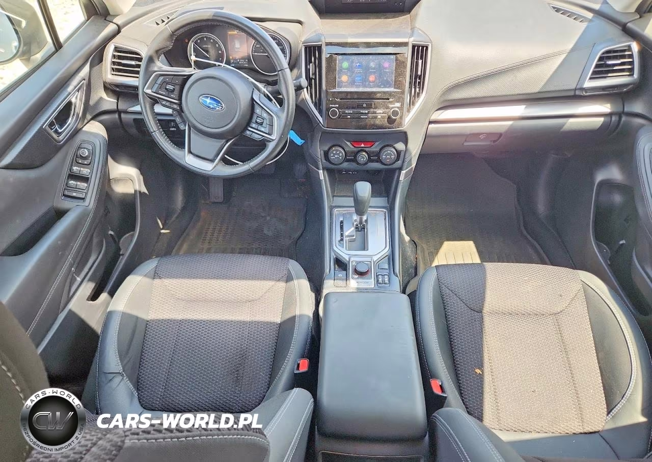 2019 Subaru Forester Premium VIN:JF2SKAEC5KH525041 - 8