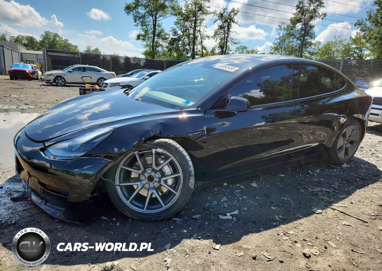 2021 Tesla Model 3 – zdjęcie 1 z 12