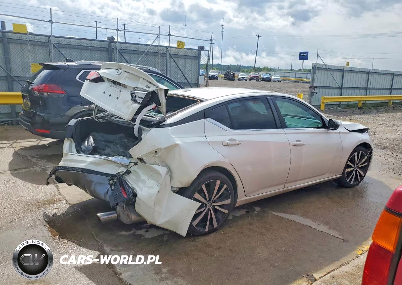 2019 Nissan Altima Sr VIN:1N4BL4CV4KC253618 - 3