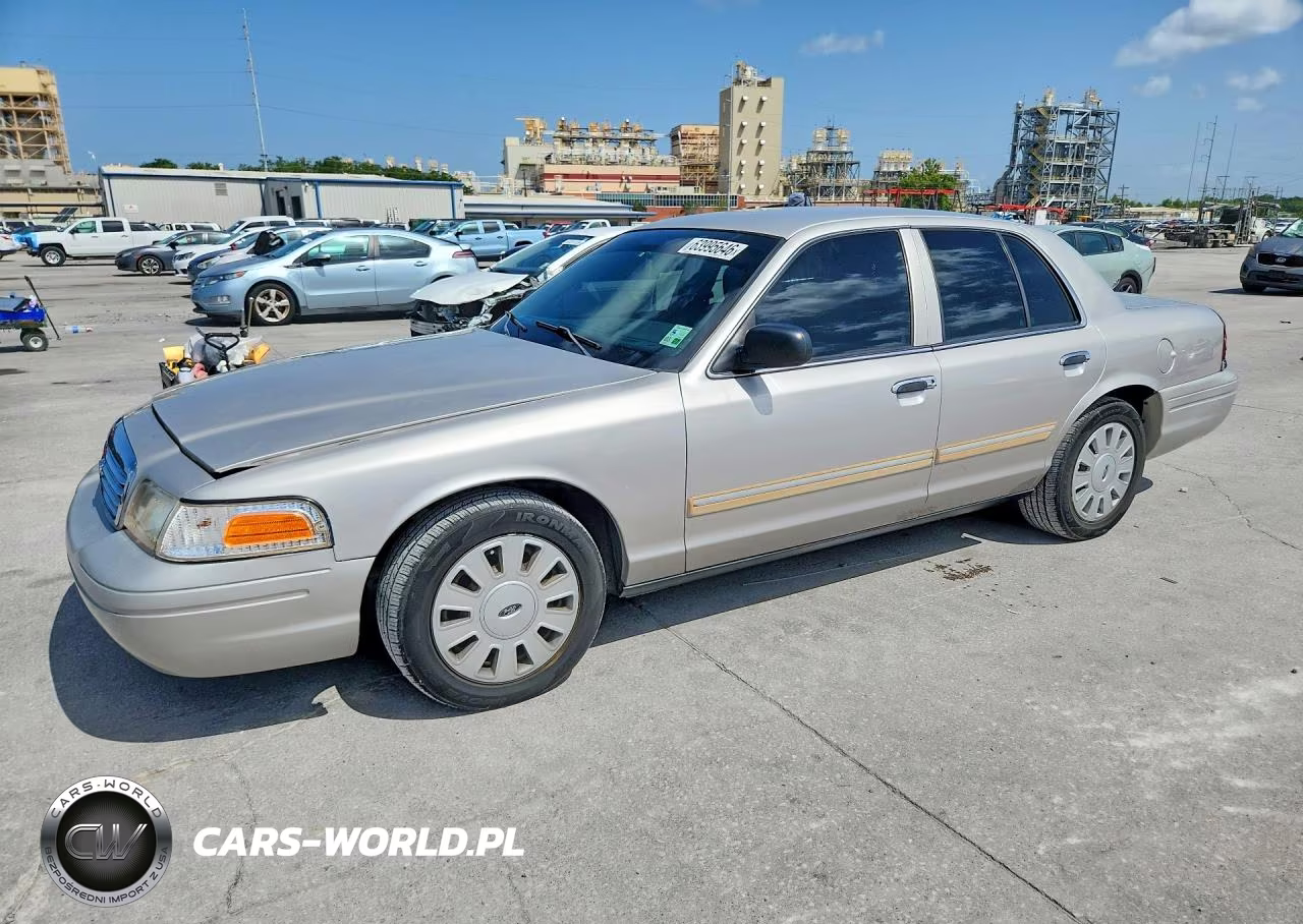 2010 Ford Crown Victoria Police Interceptor – zdjęcie 1 z 12