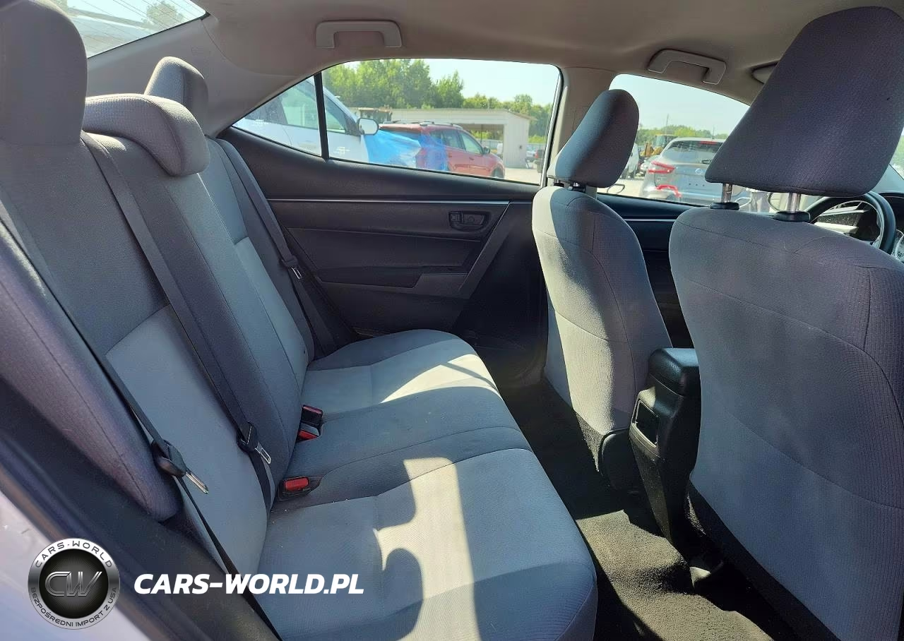 2016 Toyota Corolla L VIN:5YFBURHE2GP567814 - 10