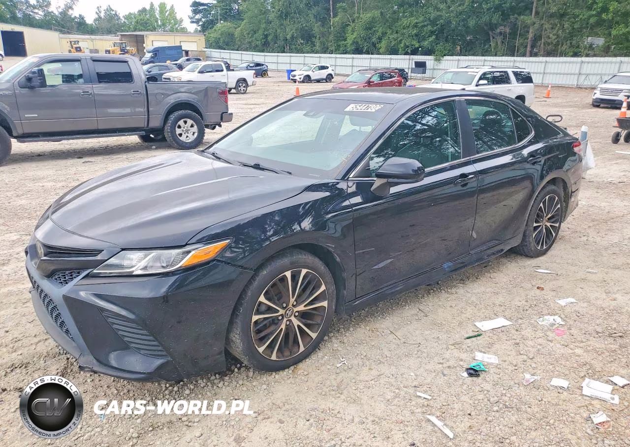 2020 Toyota Camry Se