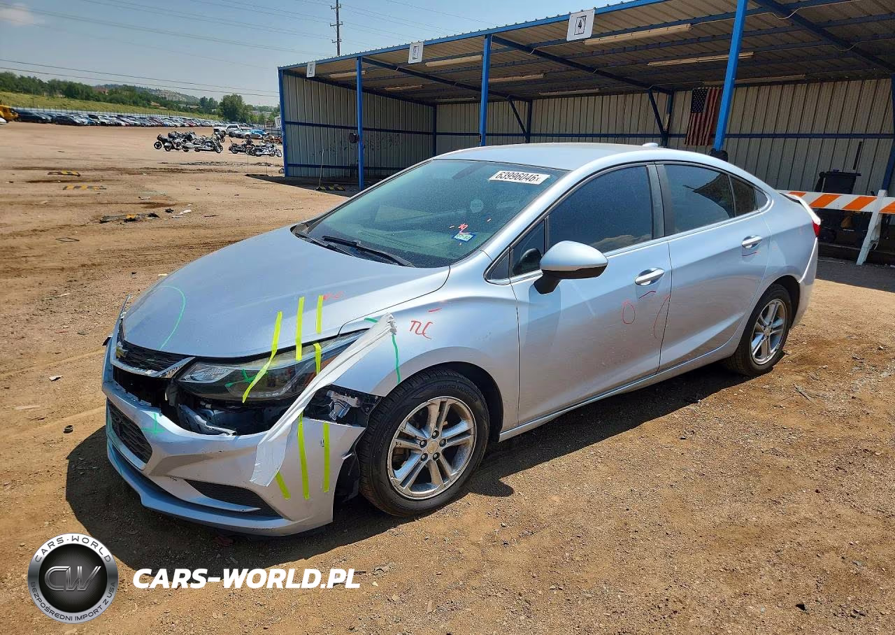 2017 Chevrolet Cruze Lt – zdjęcie 1 z 12