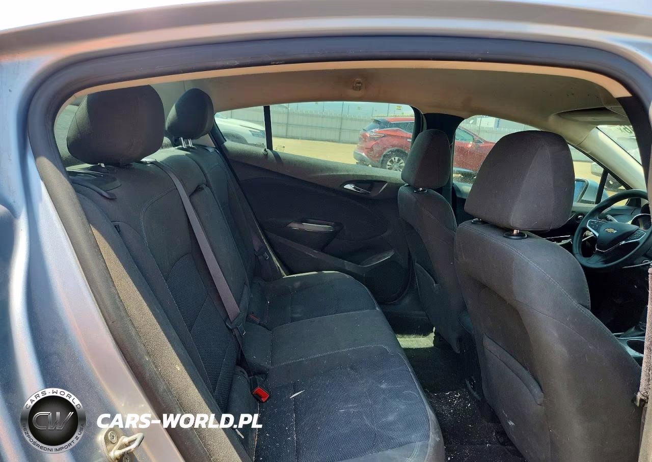 2017 Chevrolet Cruze Lt VIN:1G1BE5SM2H7124869 - 10