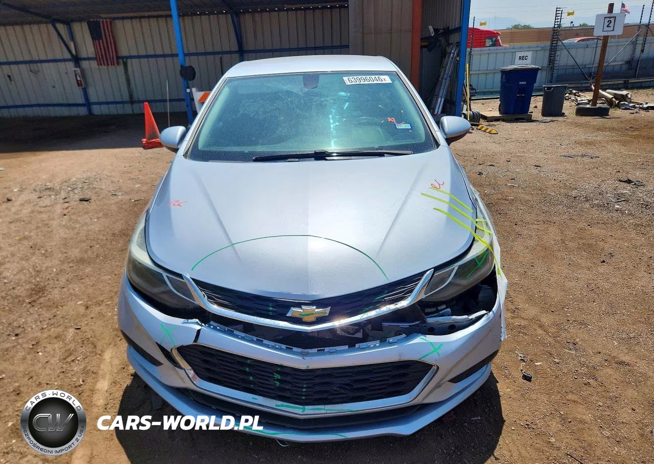 2017 Chevrolet Cruze Lt VIN:1G1BE5SM2H7124869 - 5