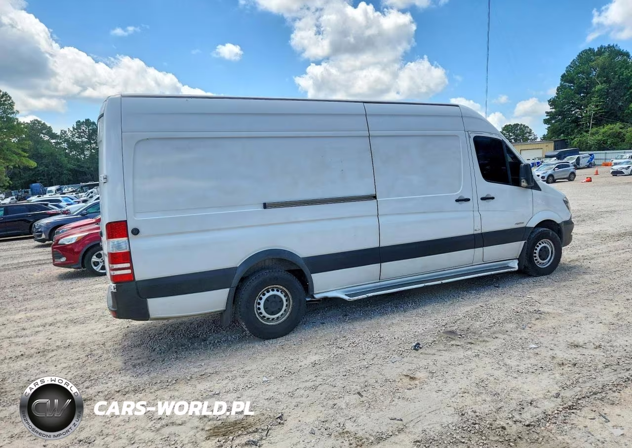 2015 Mercedes-Benz Sprinter 2500 VIN:WD3PE8CC4FP148067 - 3