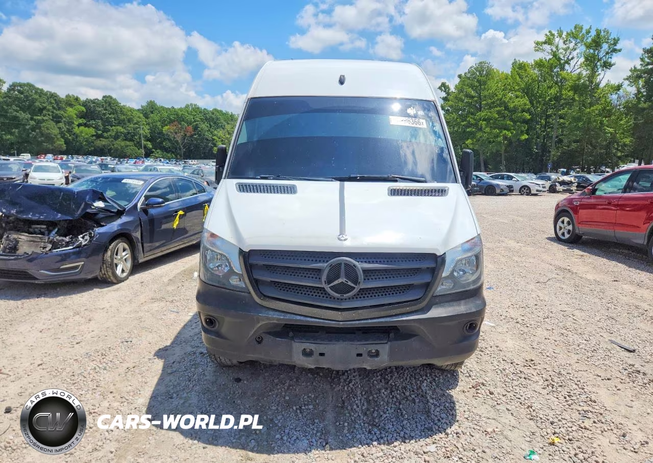 2015 Mercedes-Benz Sprinter 2500 VIN:WD3PE8CC4FP148067 - 5