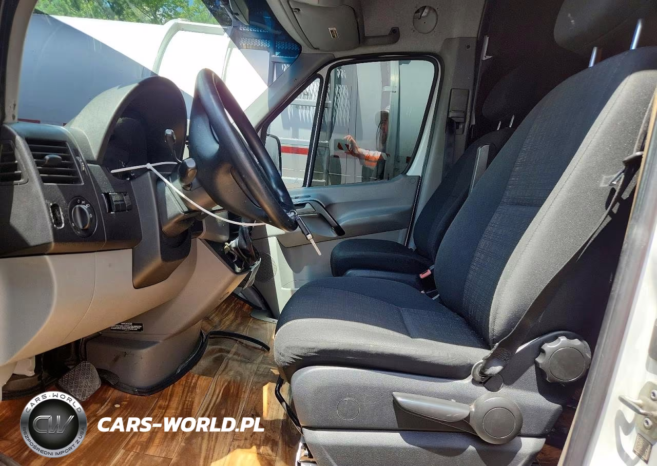 2015 Mercedes-Benz Sprinter 2500 VIN:WD3PE8CC4FP148067 - 7