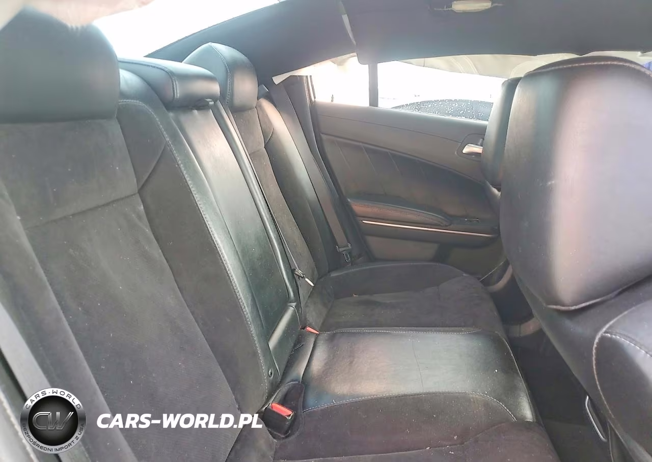 2019 Dodge Charger Scat Pack VIN:2C3CDXGJ7KH718317 - 10