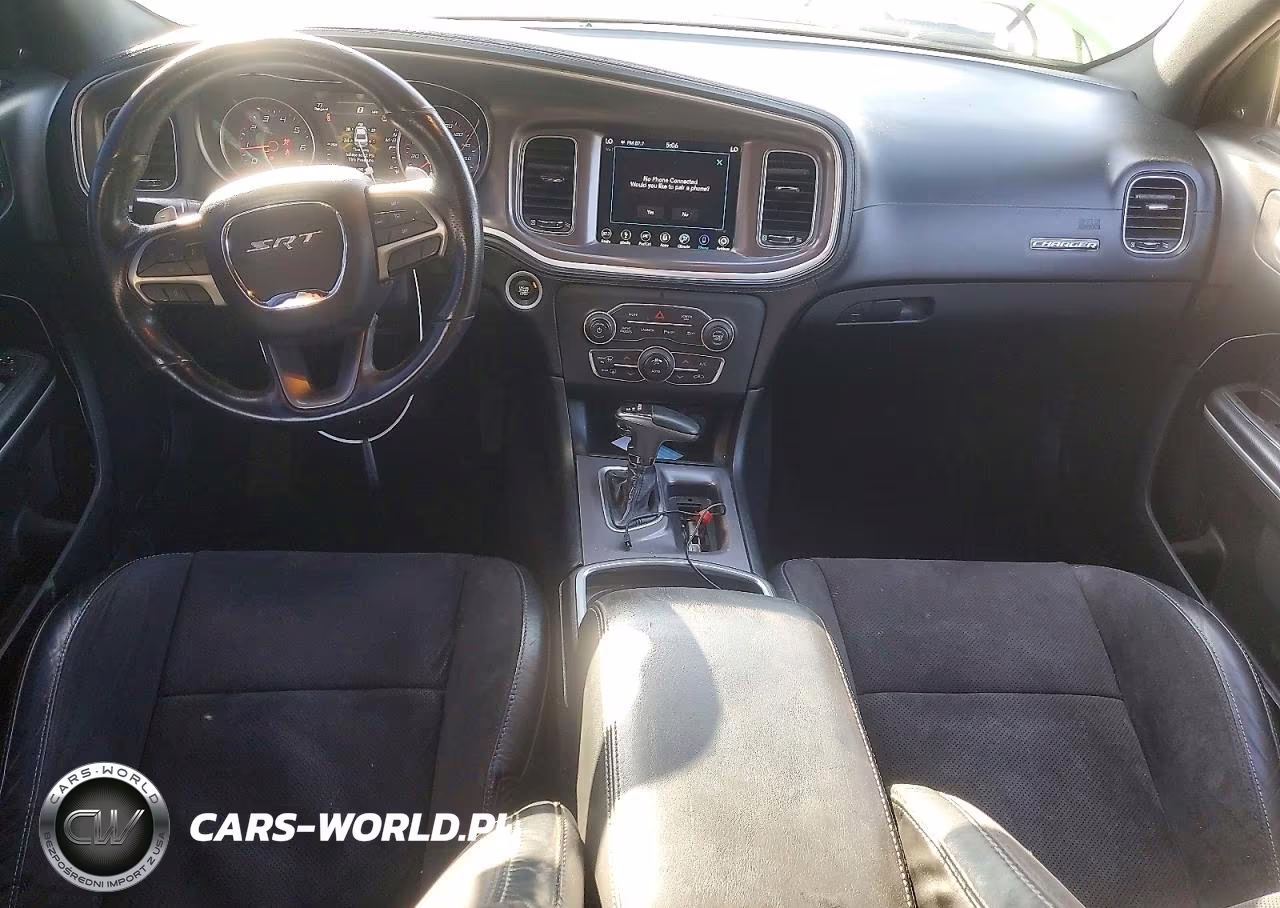 2019 Dodge Charger Scat Pack VIN:2C3CDXGJ7KH718317 - 8
