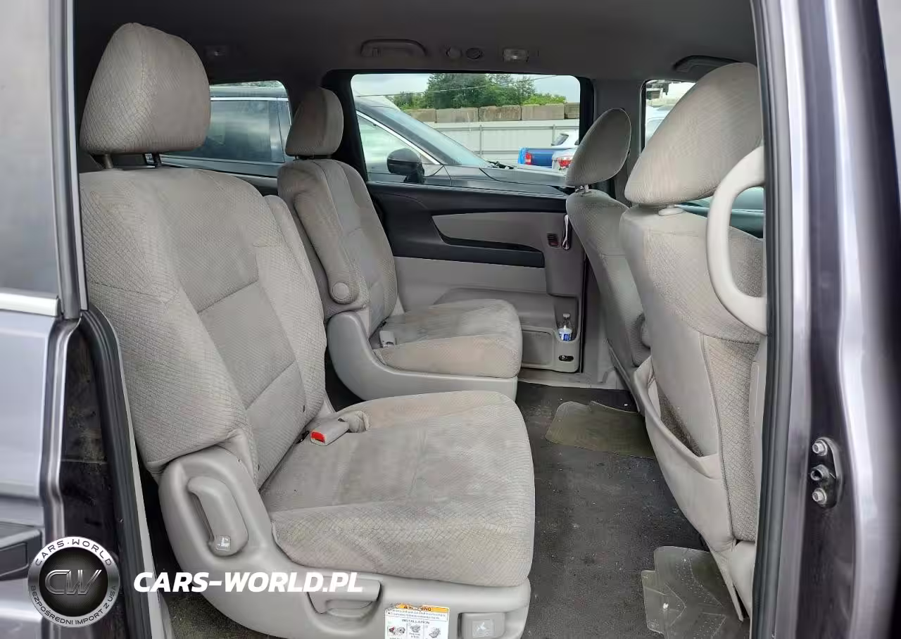 2015 Honda Odyssey Lx VIN:5FNRL5H29FB089725 - 11