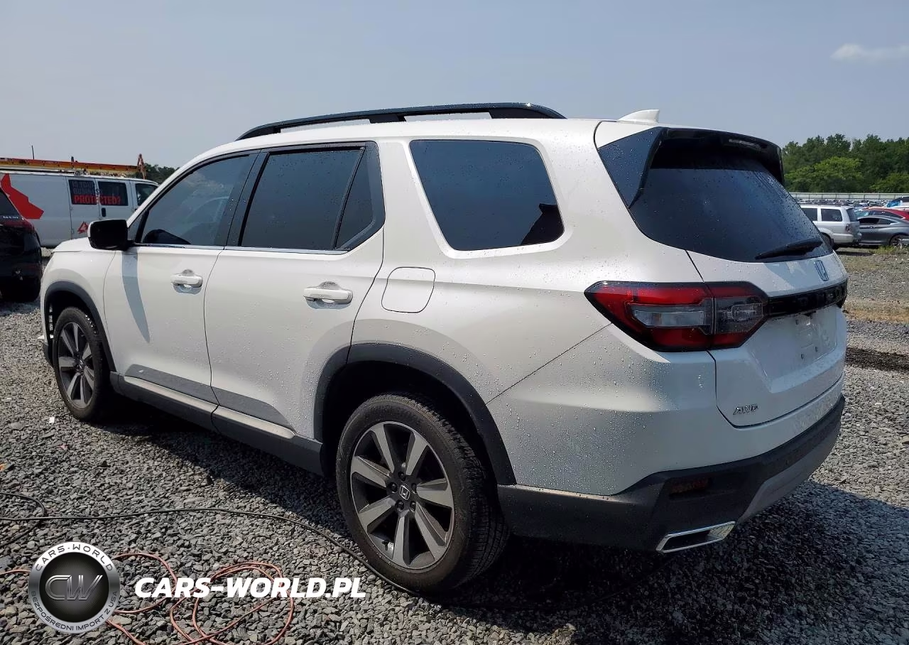 2025 Honda Pilot Touring VIN:5FNYG1H77SB064126 - 2