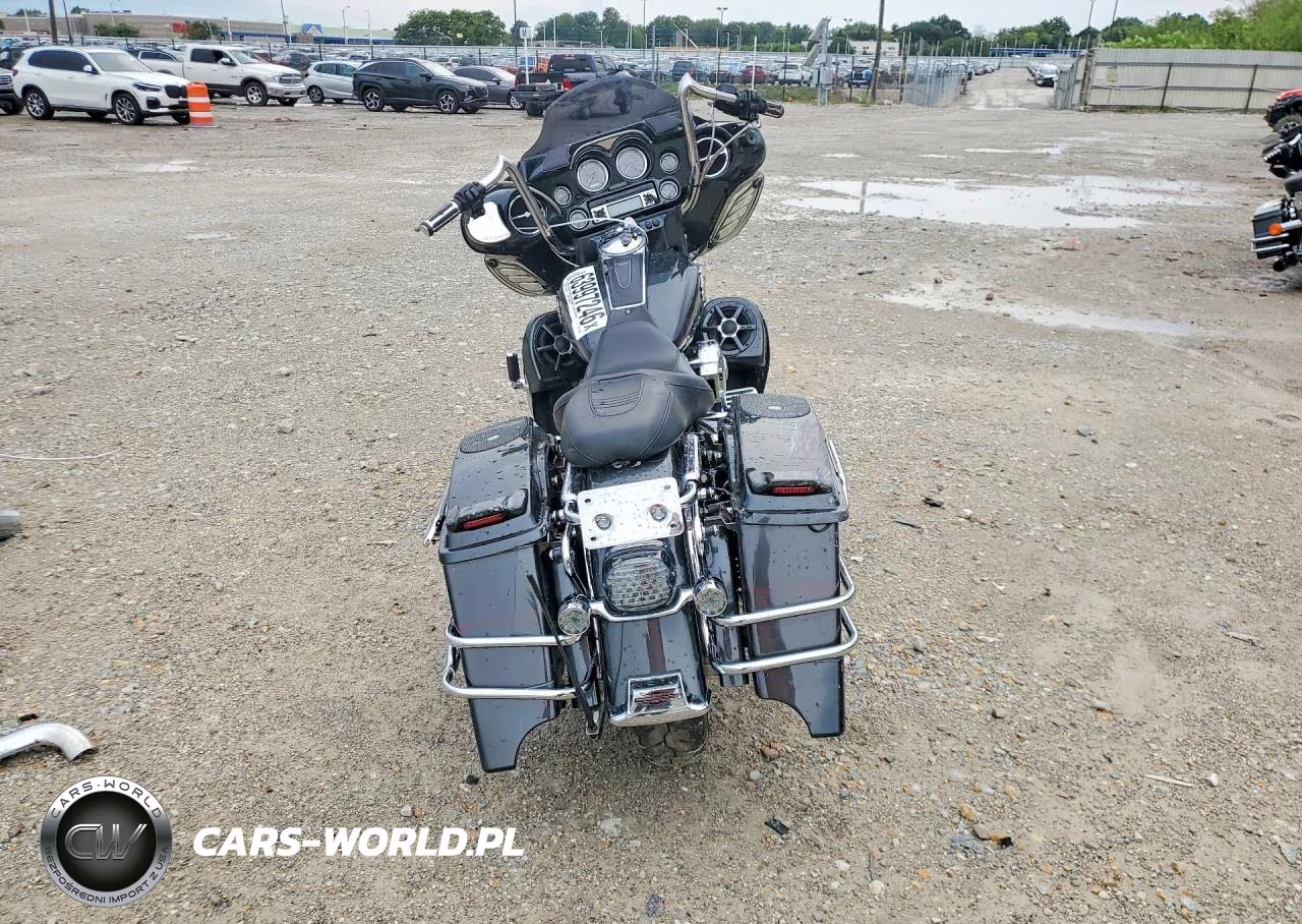 2007 Harley-Davidson Flhtcui VIN:1HD1FC4127Y718215 - 4