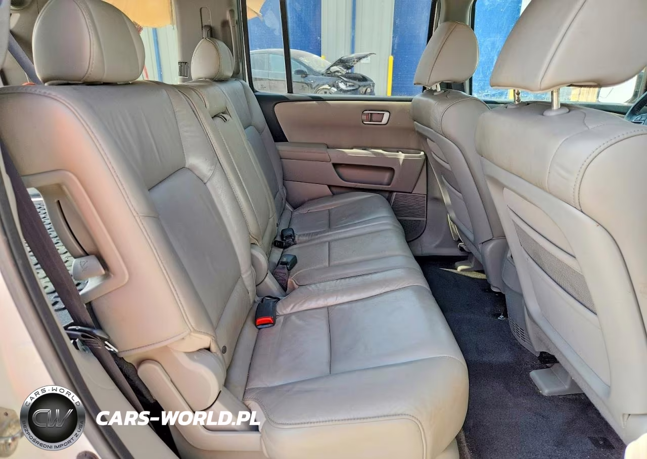 2011 Honda Pilot Exln VIN:5FNYF3H7XBB040420 - 10