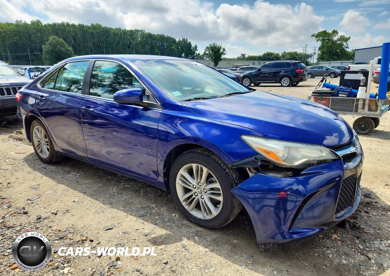 2016 Toyota Camry Se VIN:4T1BF1FK7GU575863 - 4