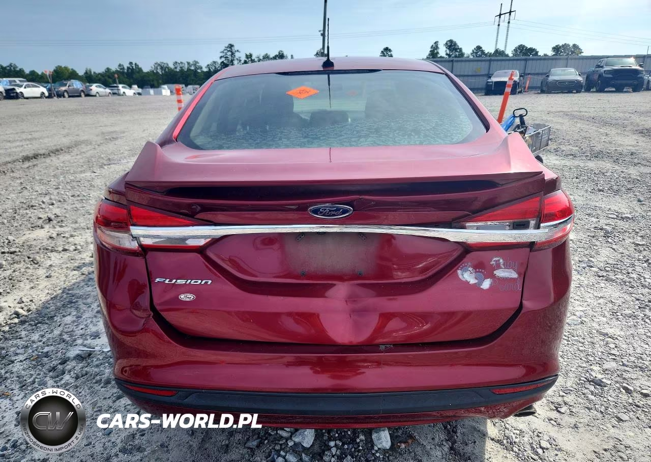 2018 Ford Fusion S VIN:3FA6P0G76JR264887 - 6