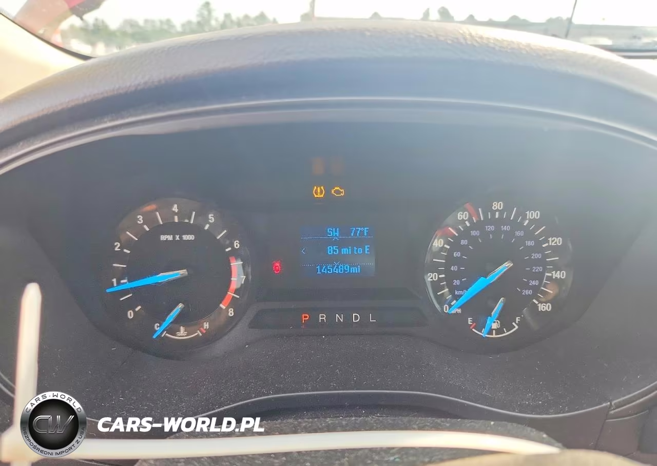 2018 Ford Fusion S VIN:3FA6P0G76JR264887 - 9
