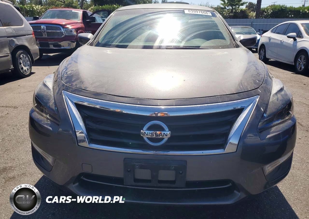 2015 Nissan Altima 2.5 S VIN:1N4AL3AP1FN883858 - 5