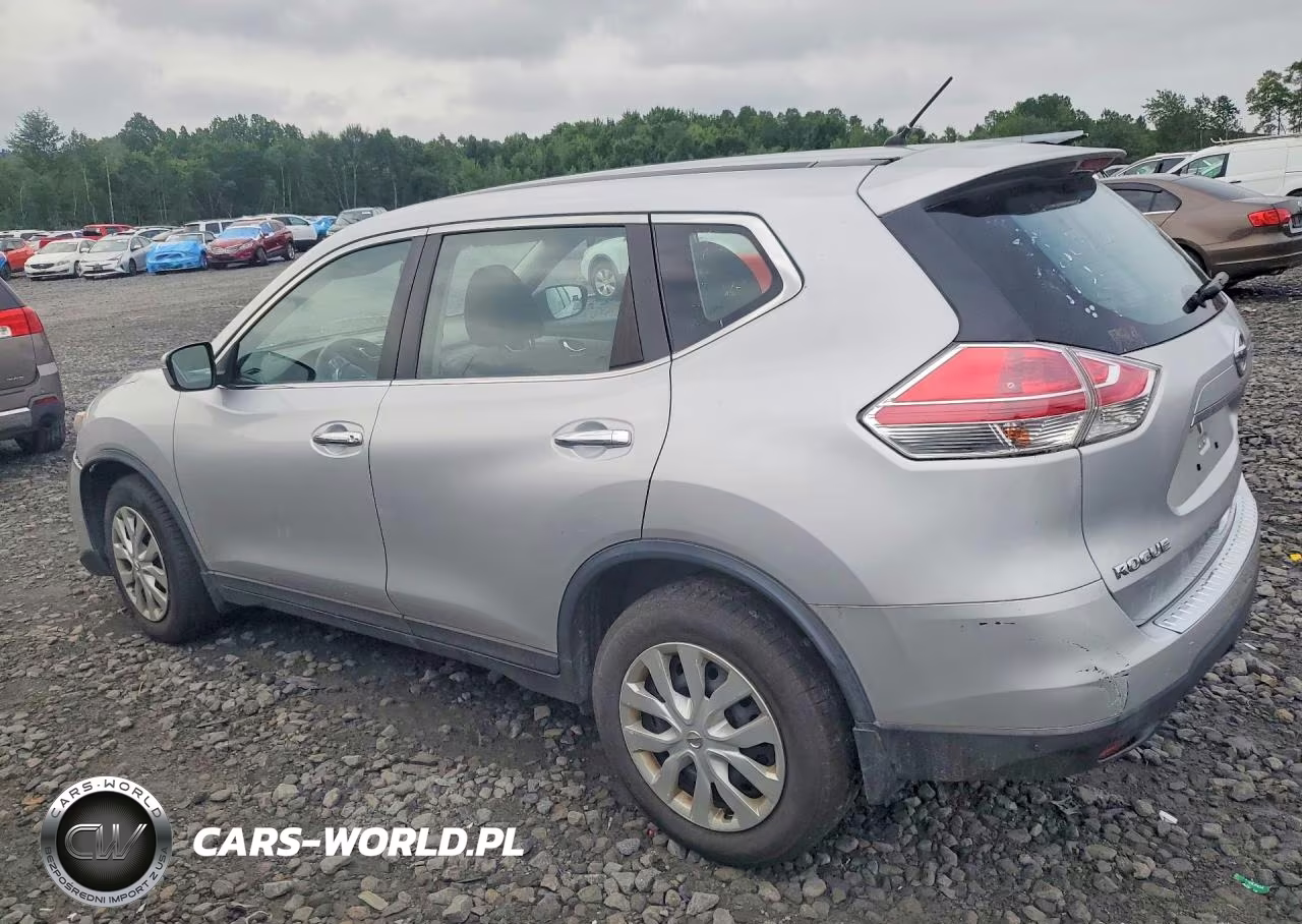 2015 Nissan Rogue S VIN:KNMAT2MV6FP523830 - 2