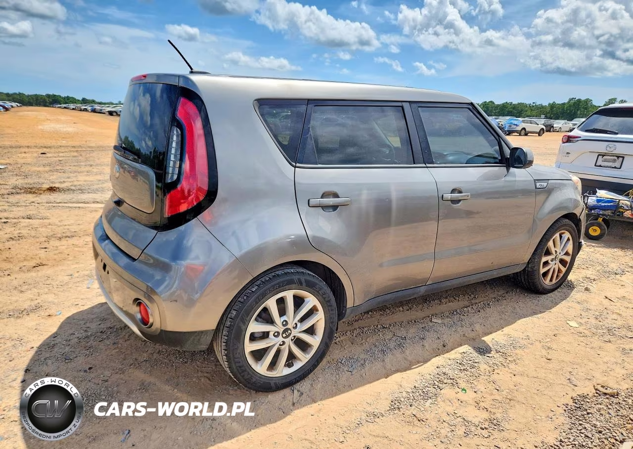 2018 Kia Soul + VIN:KNDJP3A5XJ7518721 - 3