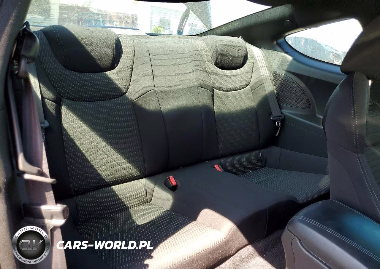2013 Hyundai Genesis Coupe 2.0T VIN:KMHHT6KD3DU090588 - 10