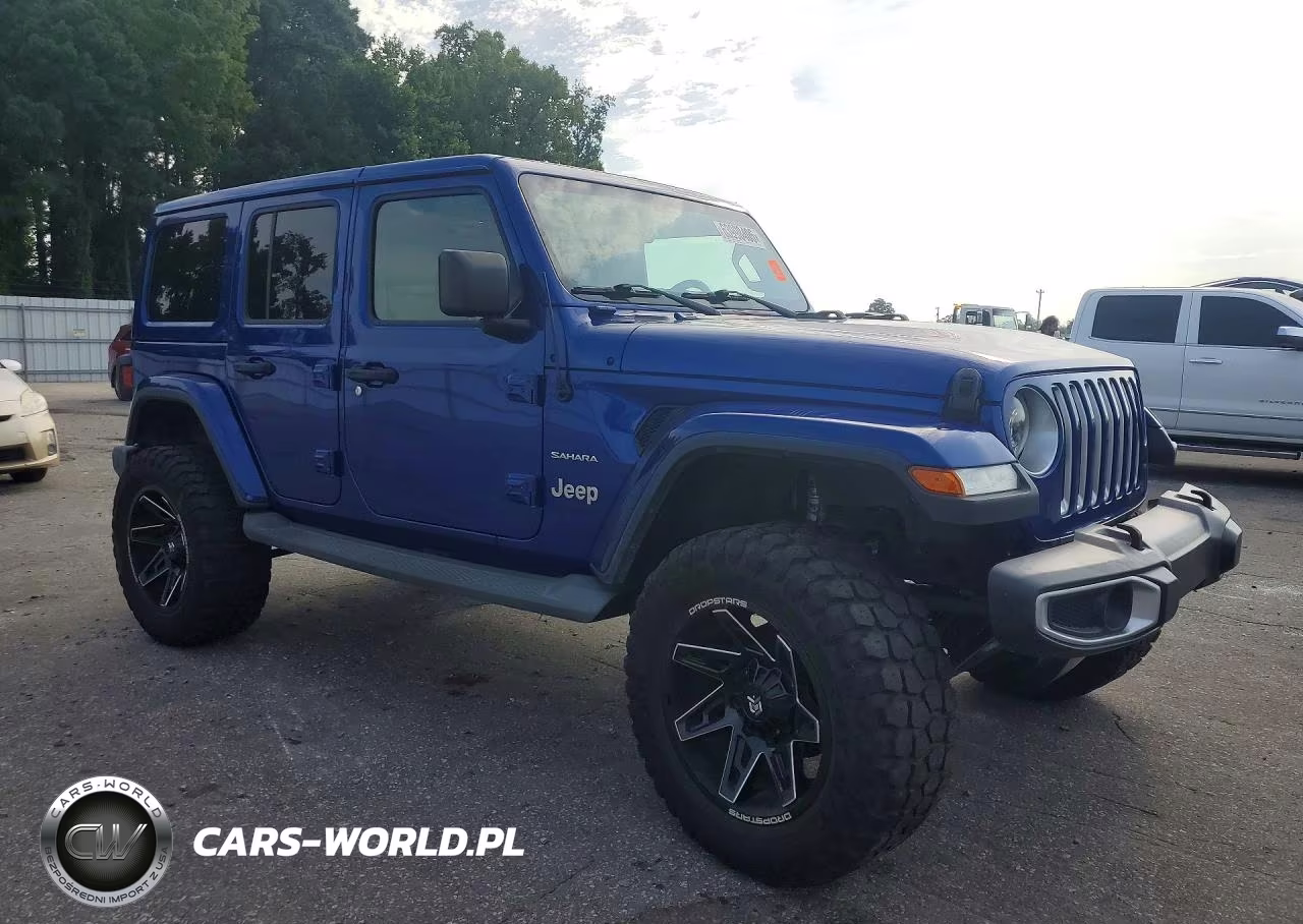 2018 Jeep Wrangler Unlimited Sahara VIN:1C4HJXEG9JW296990 - 4