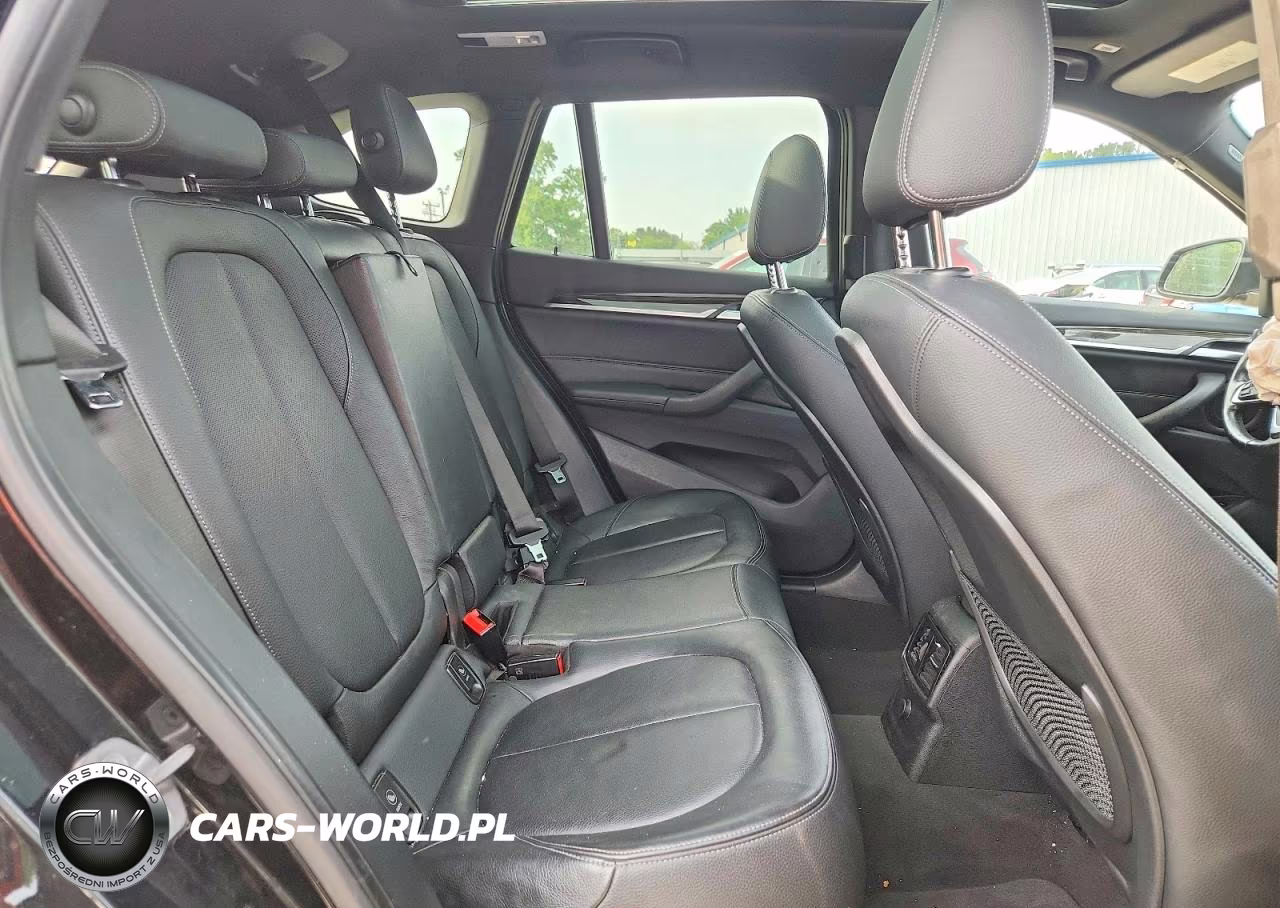 2016 BMW X1 xDrive28I VIN:WBXHT3Z34G4A47694 - 11