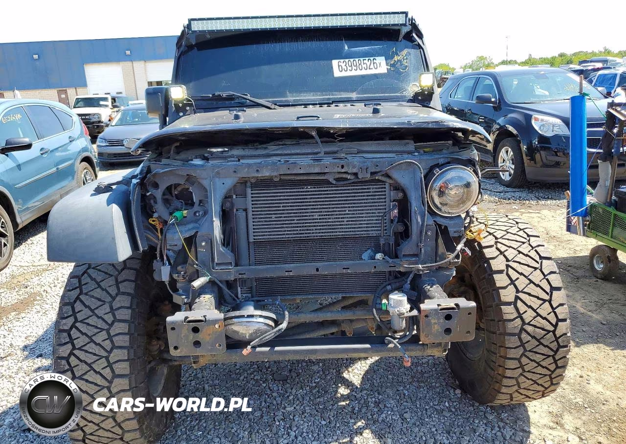 2016 Jeep Wrangler Unlimited Sport VIN:1C4BJWDG7GL155668 - 5