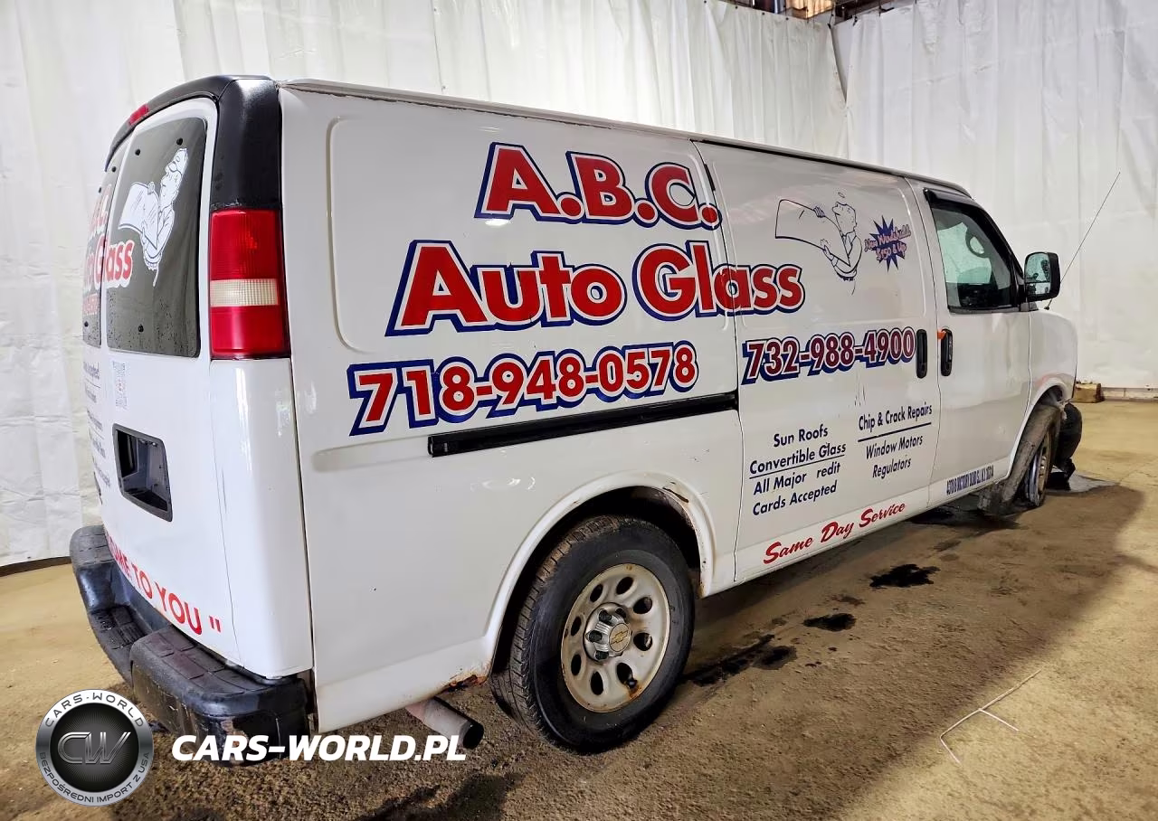 2014 Chevrolet Express 1500 Cargo Delivery Van VIN:1GCSGAFX0E1130876 - 3