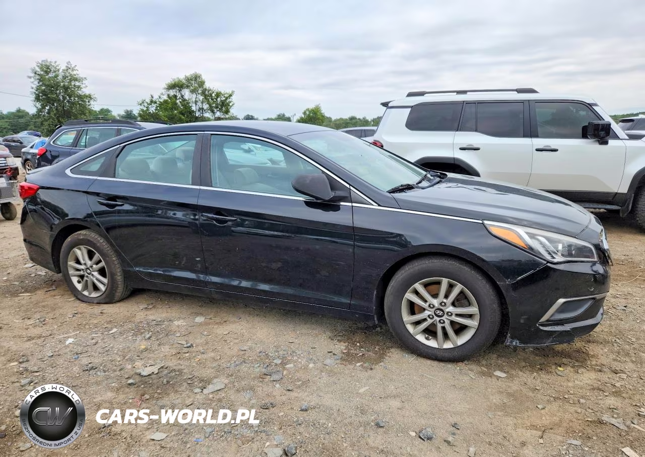 2017 Hyundai Sonata Se VIN:5NPE24AF9HH501042 - 4