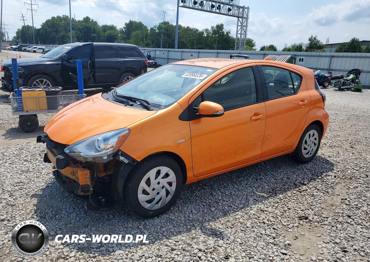 2016 Toyota Prius C Two