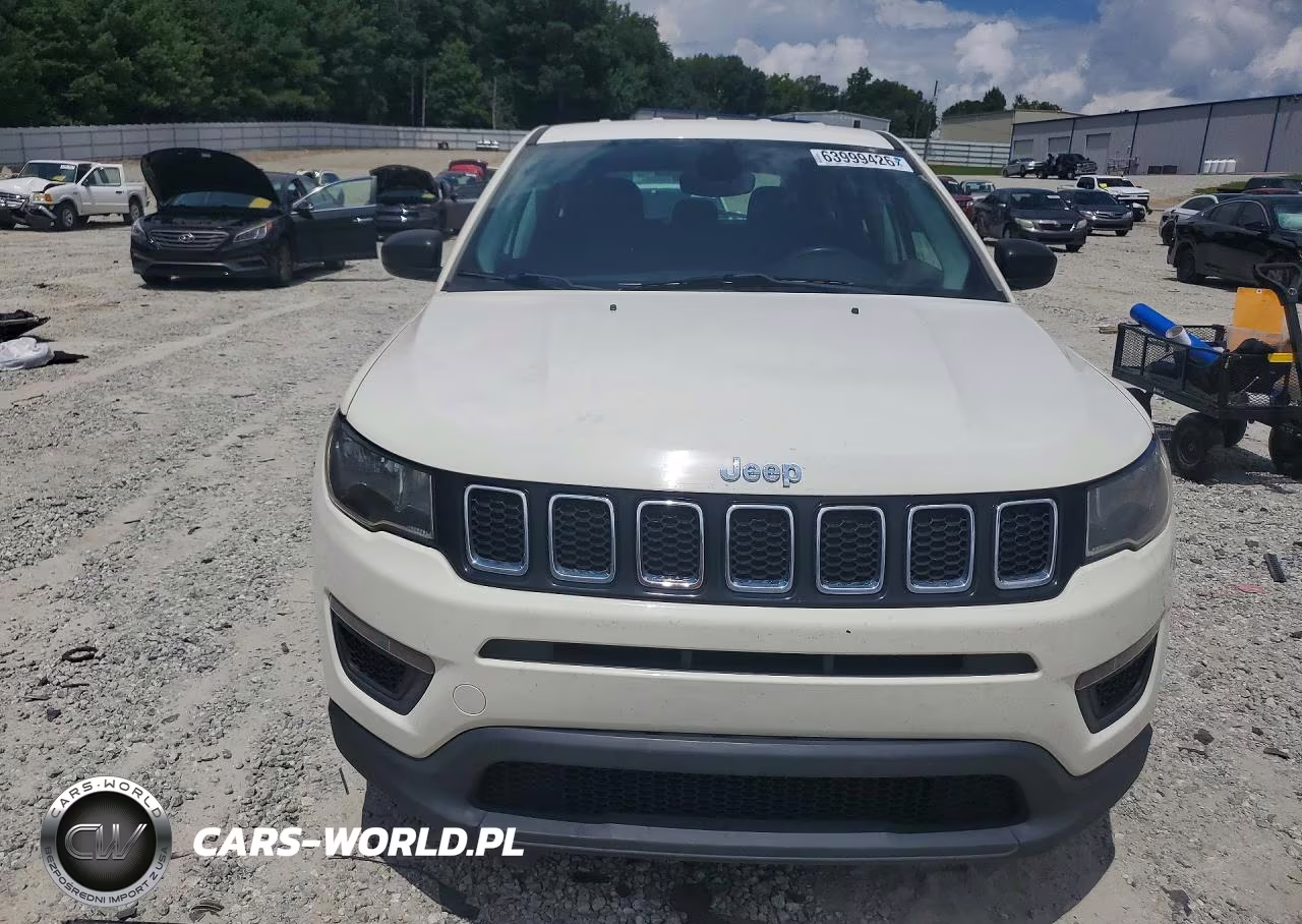2018 Jeep Compass Sport VIN:3C4NJCAB1JT151826 - 5