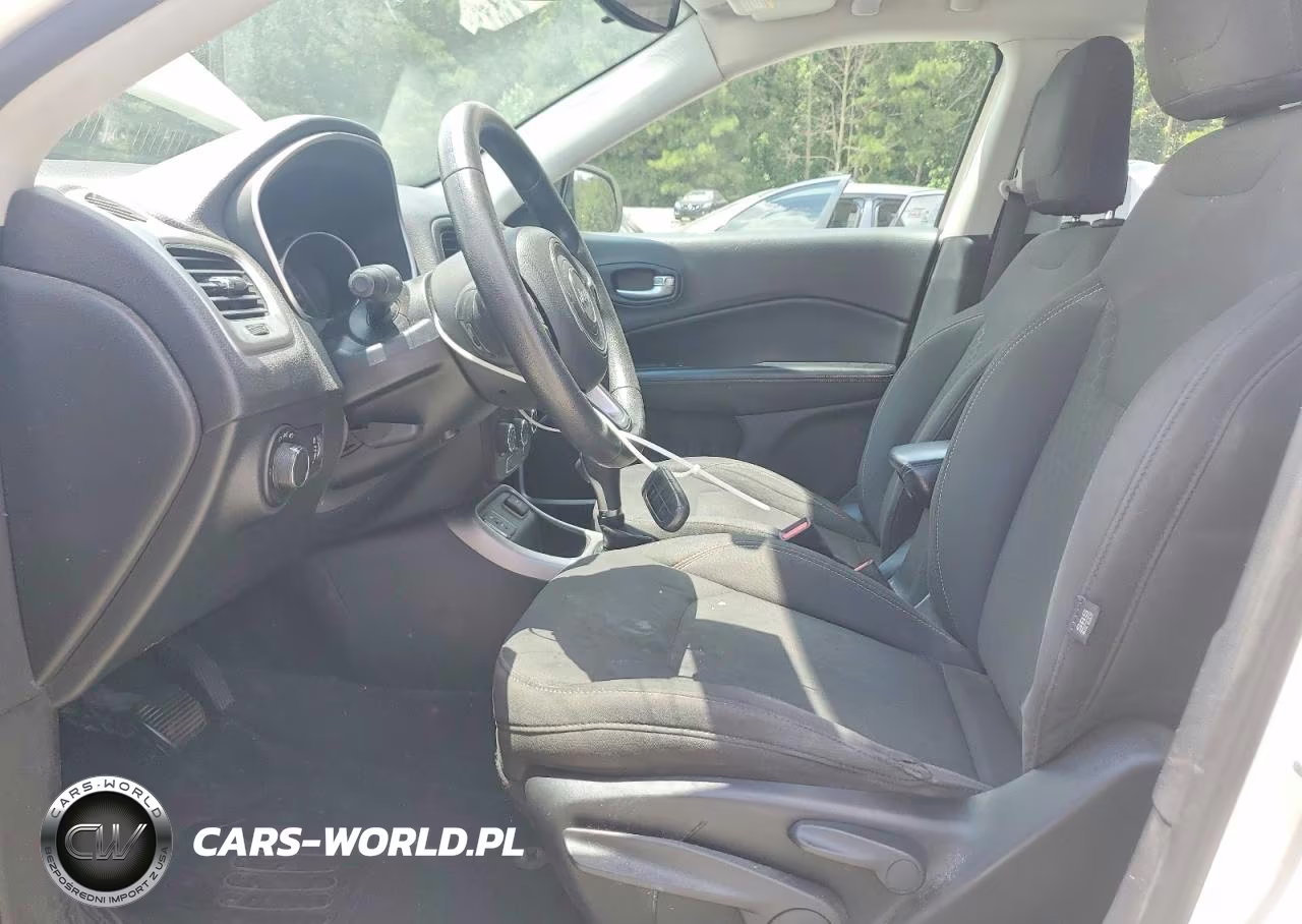 2018 Jeep Compass Sport VIN:3C4NJCAB1JT151826 - 7