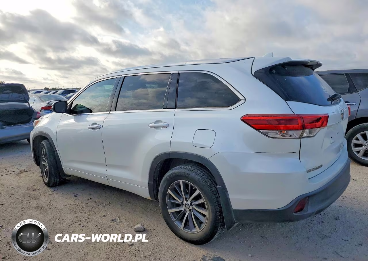 2017 Toyota Highlander Xle VIN:5TDJZRFH0HS416912 - 2