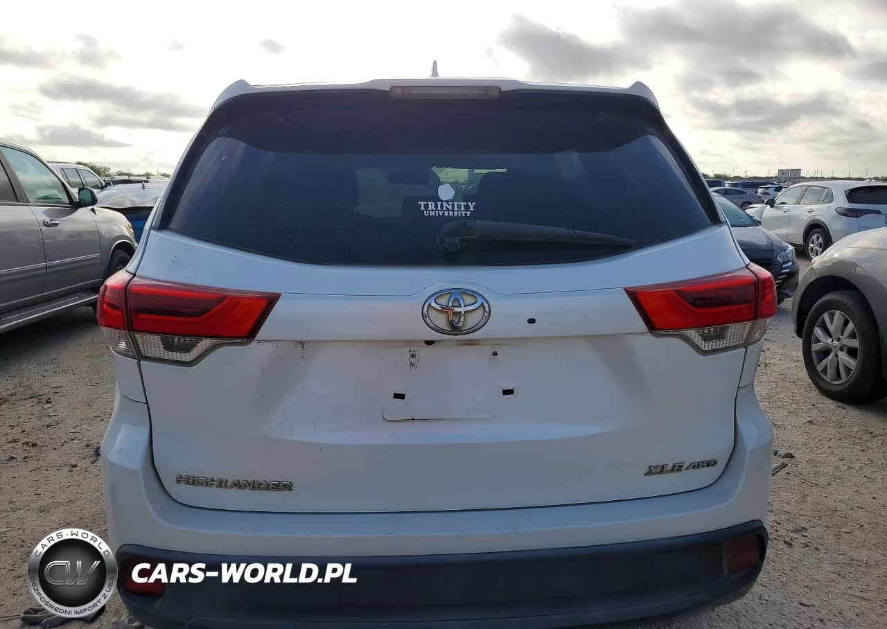 2017 Toyota Highlander Xle VIN:5TDJZRFH0HS416912 - 6