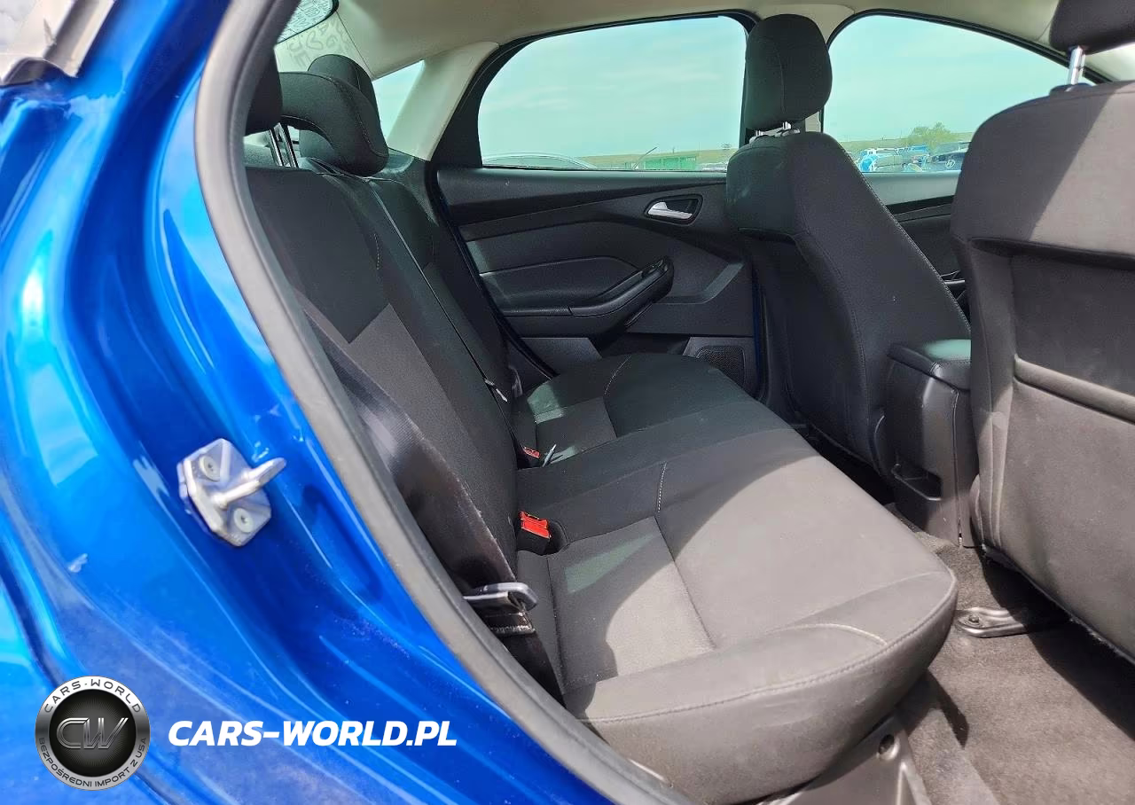 2018 Ford Focus Se VIN:1FADP3F26JL312417 - 10