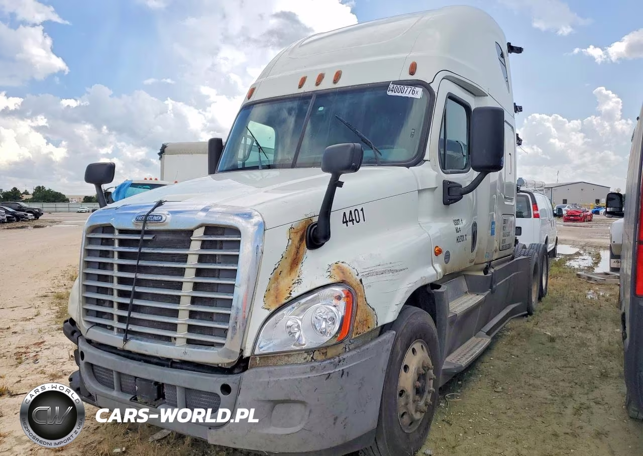 2015 Freightliner Cascadia 125
