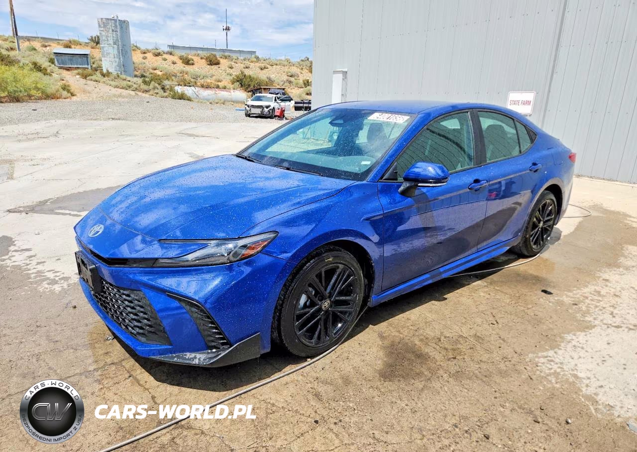 2025 Toyota Camry Se – zdjęcie 1 z 12