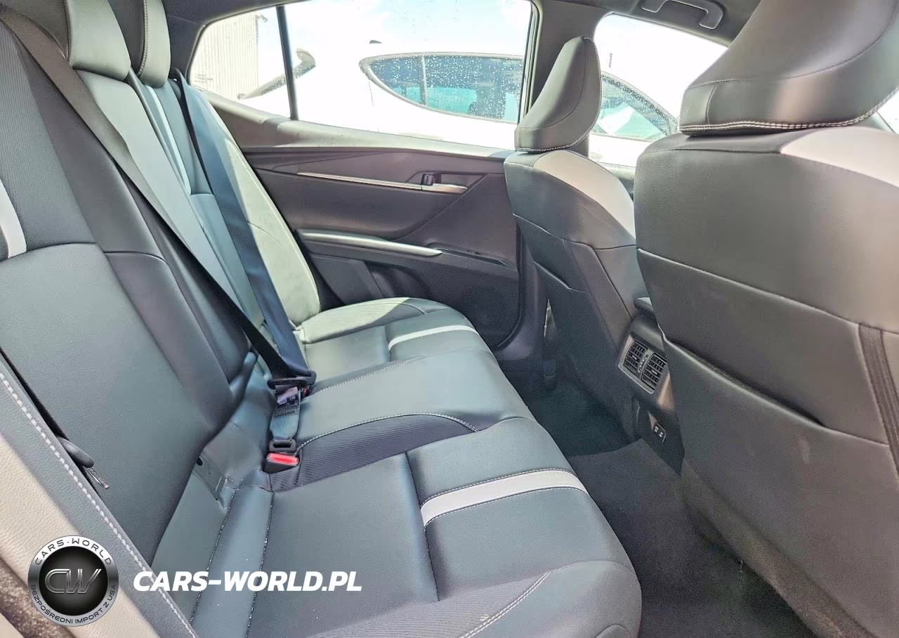 2025 Toyota Camry Se VIN:4T1DAACK2SU036023 - 10